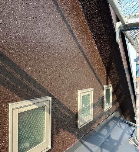 ゼニスによる外壁塗装工事後の外壁